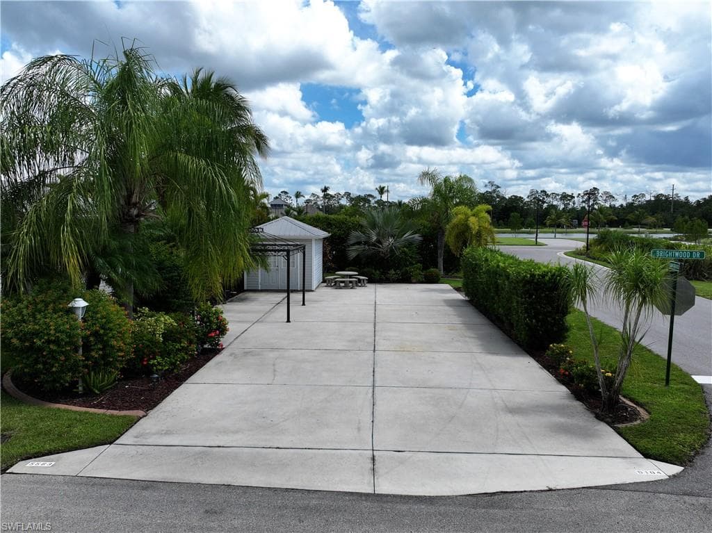 5583 Brightwood DR FORT MYERS, FL 33905