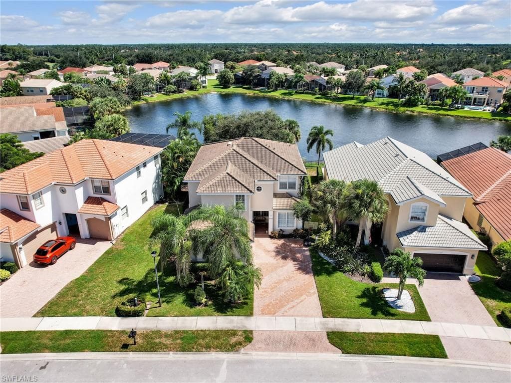 2114 Isla De Palma CIR NAPLES, FL 34119