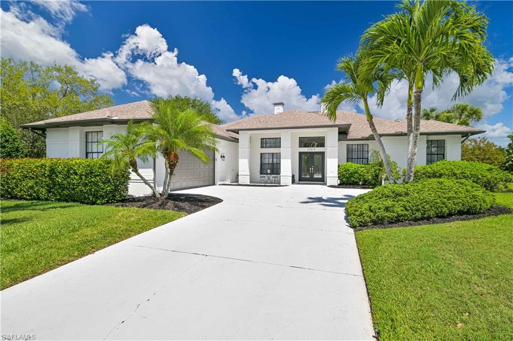 20810 Groveline CT ESTERO, FL 33928