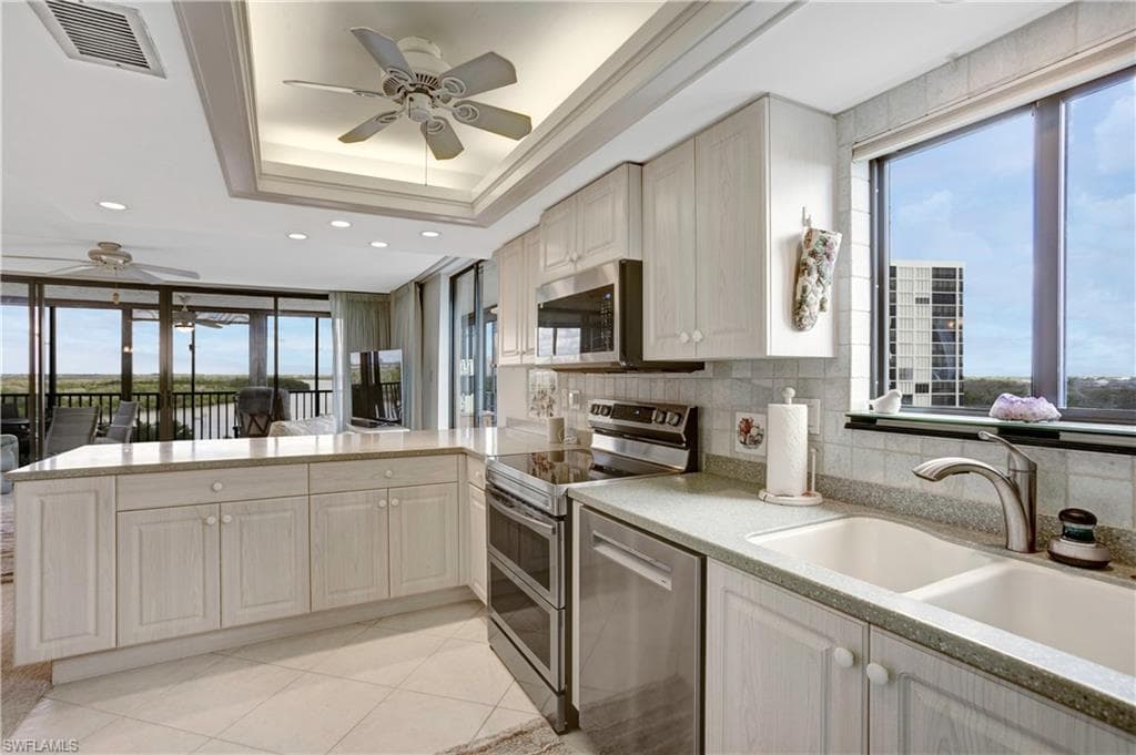 26171 Hickory BLVD 5B BONITA SPRINGS, FL 34134