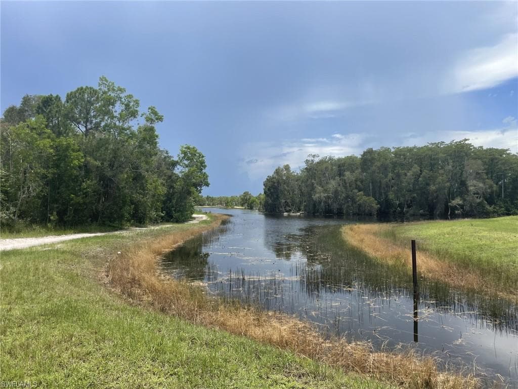 720 Bennington DR LEHIGH ACRES, FL 33974