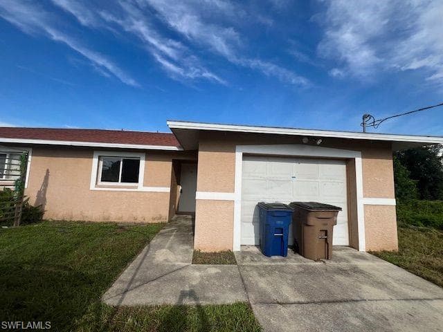 311 Ivan AVE S LEHIGH ACRES, FL 33973