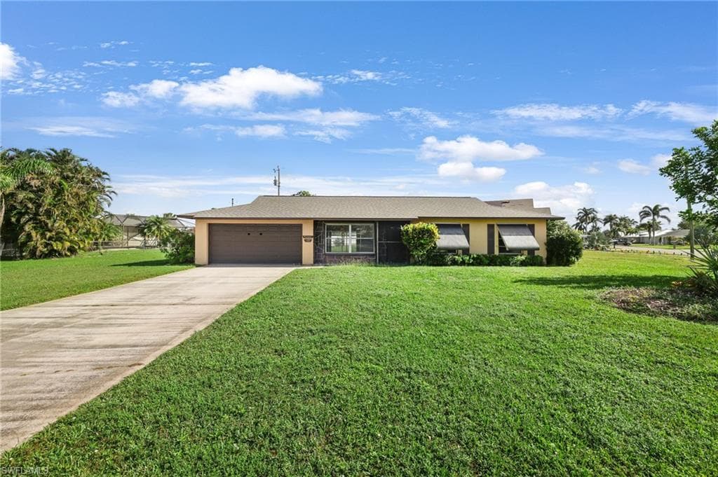 401 SE 22nd TER CAPE CORAL, FL 33990