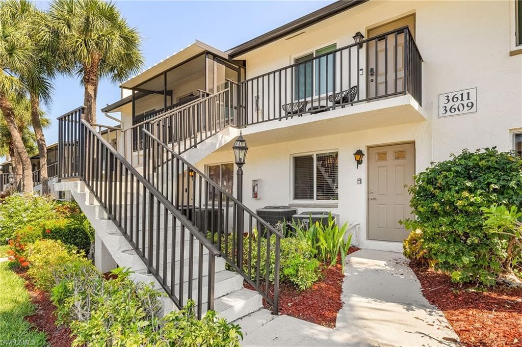 3609 Arctic CIR 405 NAPLES, FL 34112