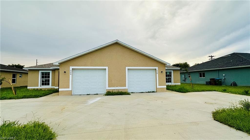 526 NE 25th AVE CAPE CORAL, FL 33909