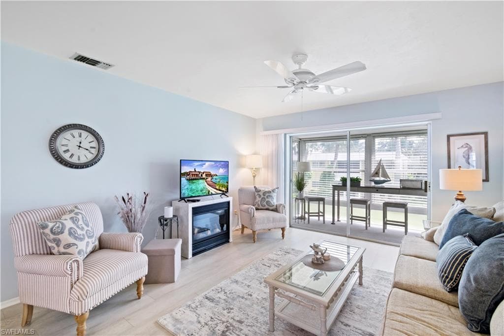 1215 Tropic TER NORTH FORT MYERS, FL 33903