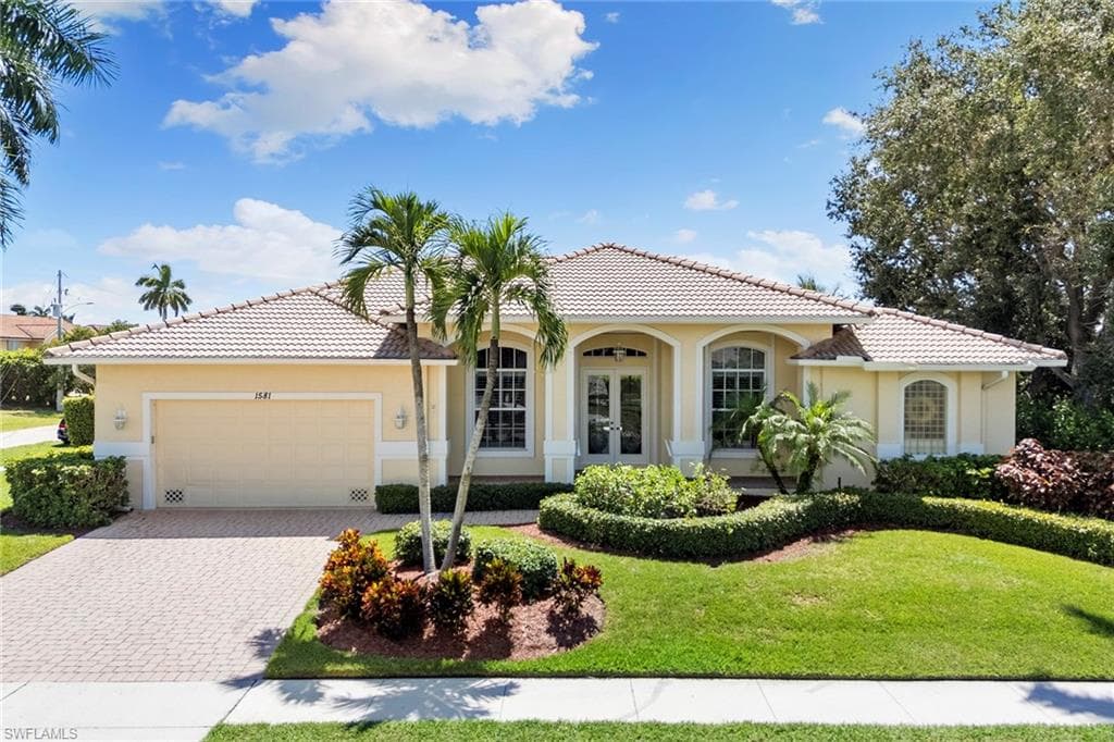 1581 Rainbow CT MARCO ISLAND, FL 34145