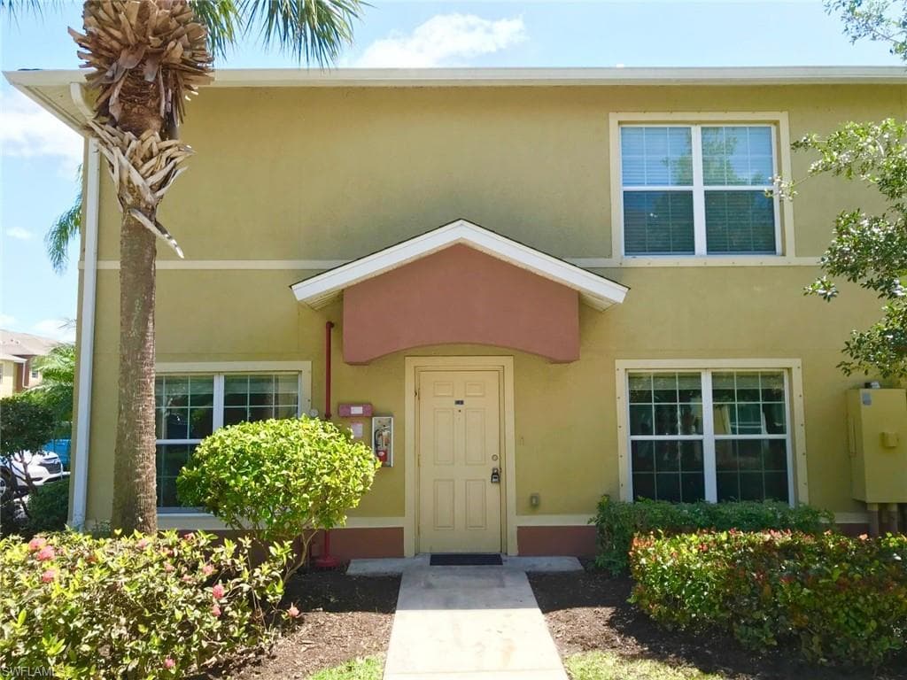 9077 Gervais CIR 909 NAPLES, FL 34120