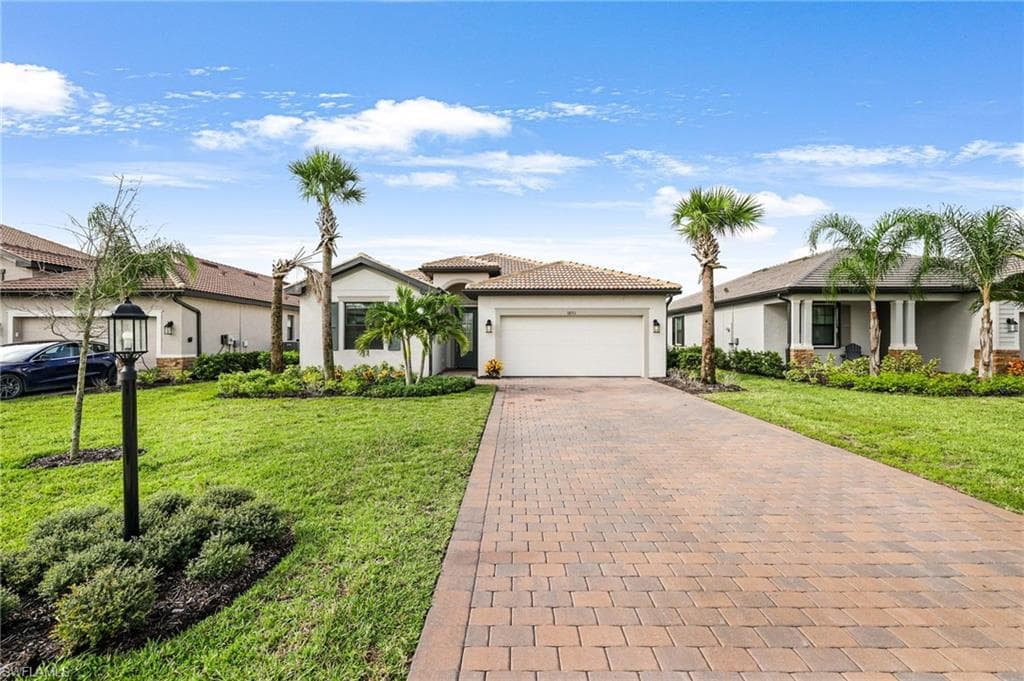 18311 Ridgeline DR ESTERO, FL 33928