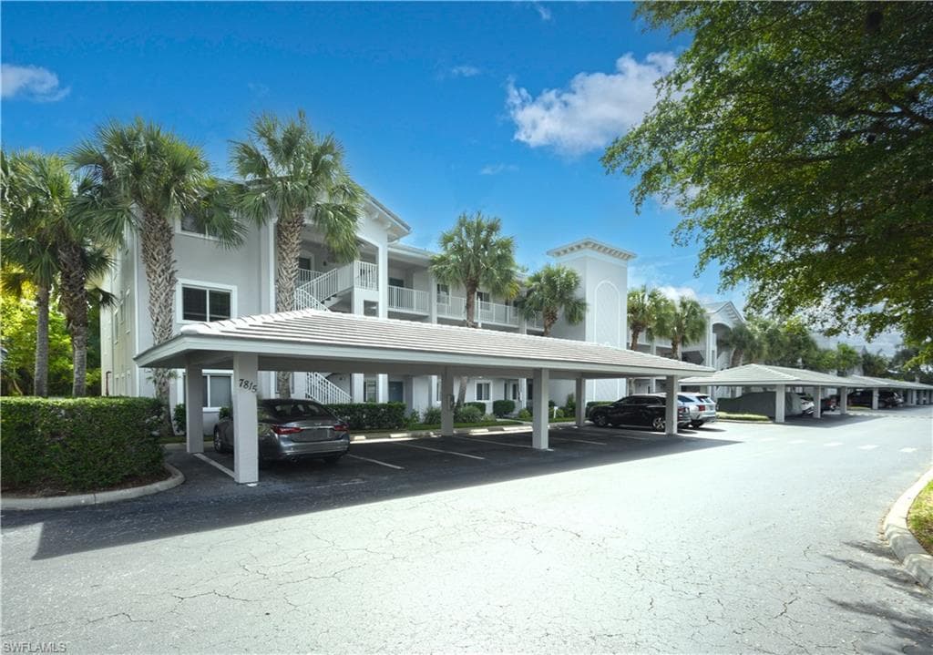 7815 Regal Heron CIR 7-101 NAPLES, FL 34104
