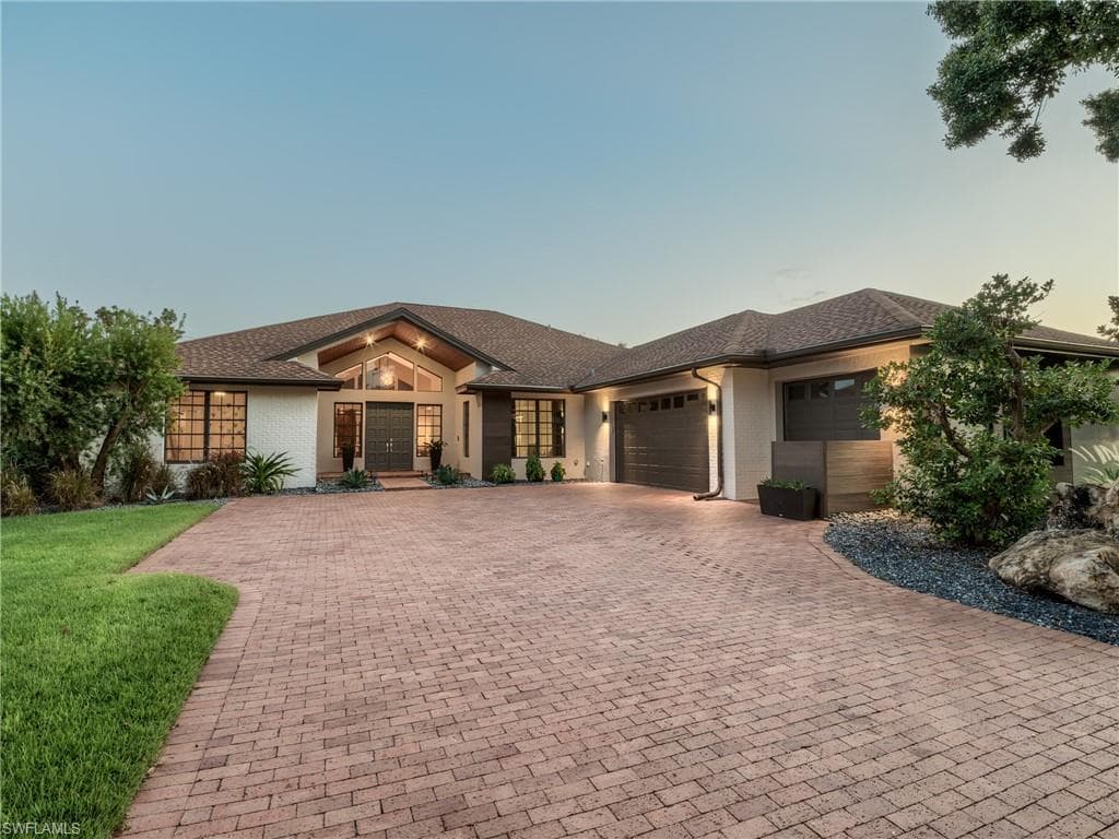 11 Catalpa CT FORT MYERS, FL 33919