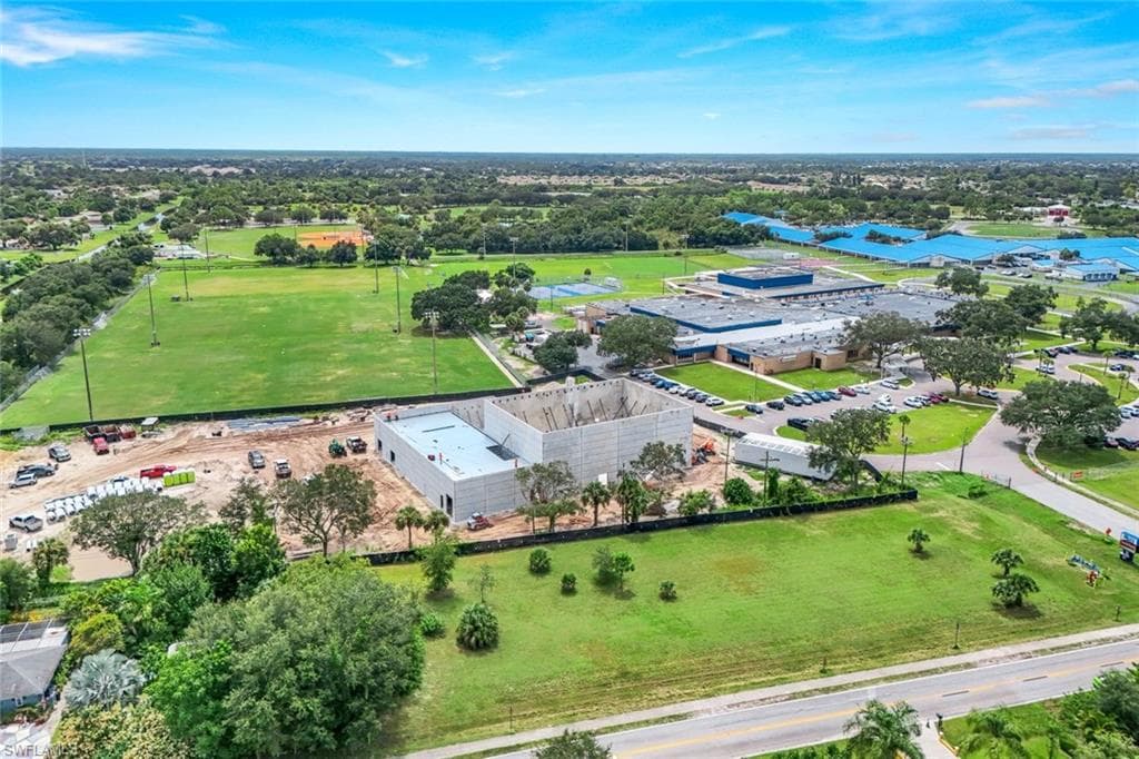 100 Arthur AVE LEHIGH ACRES, FL 33936