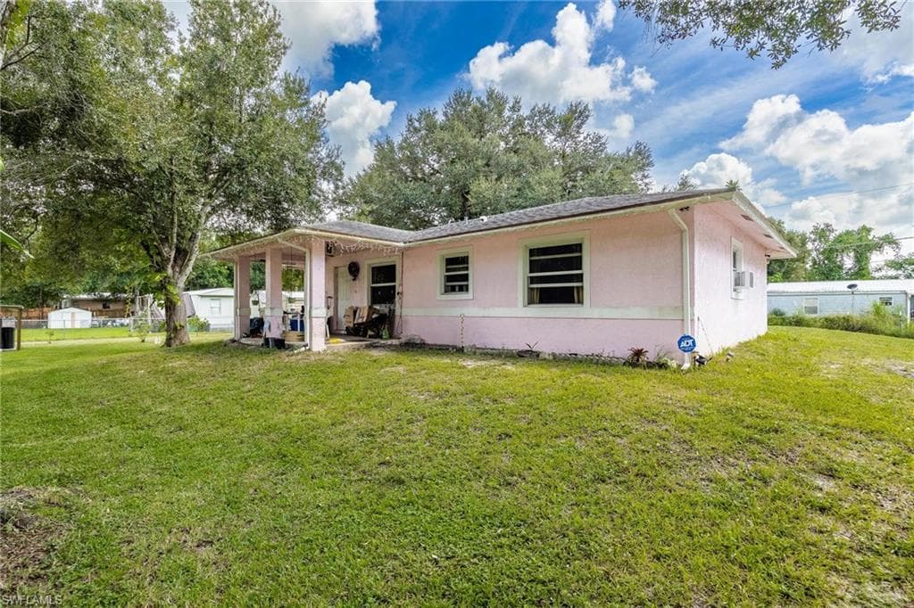 1171 Choctaw AVE LABELLE, FL 33935
