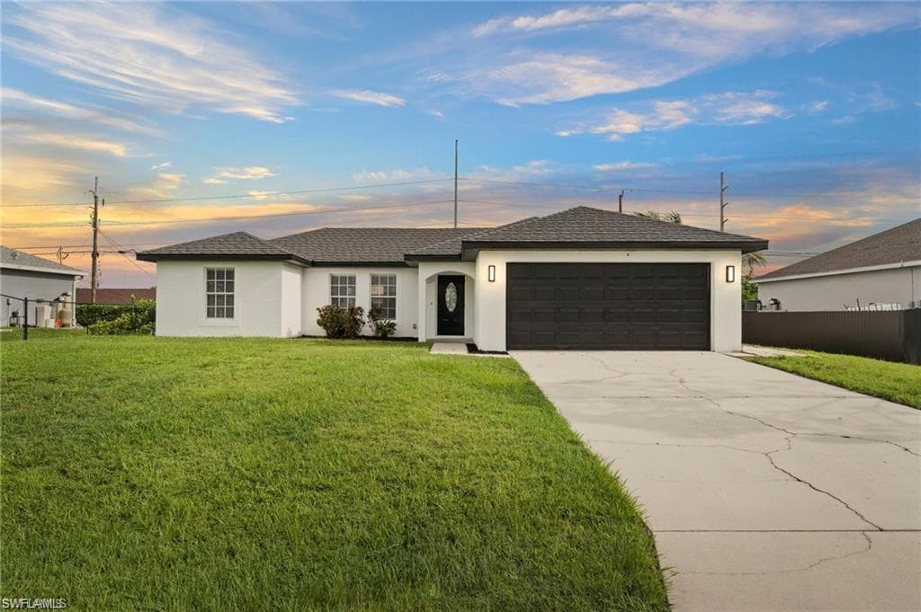 328 24th TER CAPE CORAL, FL 33909