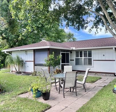 824 96th AVE N NAPLES, FL 34108