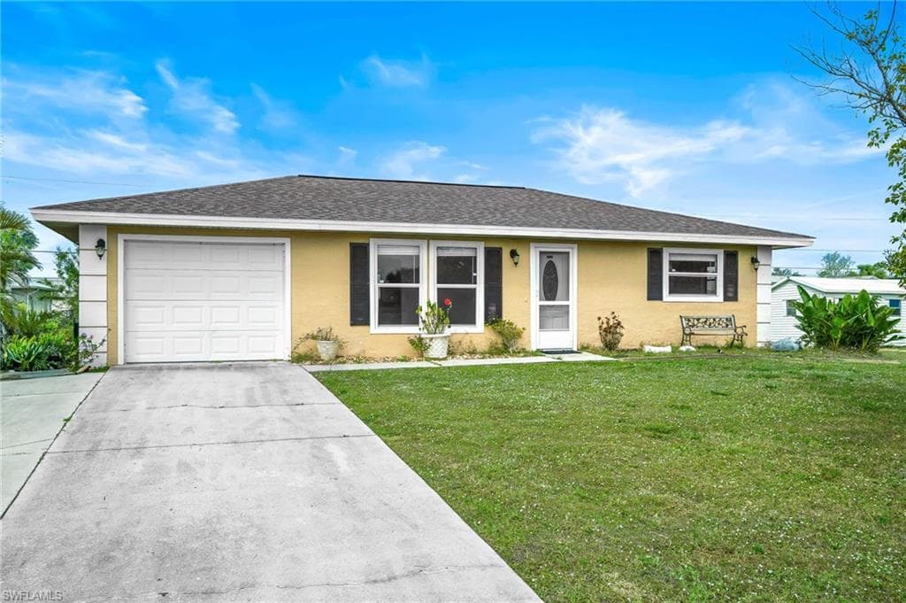 3255 Lake View BLVD PORT CHARLOTTE, FL 33948
