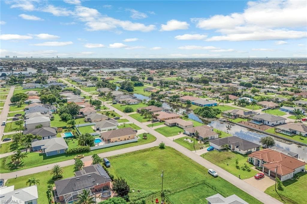 138 SE 5th PL CAPE CORAL, FL 33990