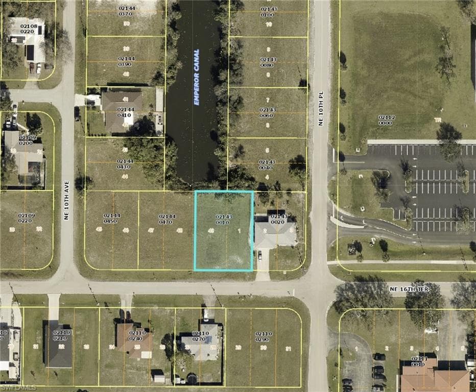 1013 NE 16th TER CAPE CORAL, FL 33909