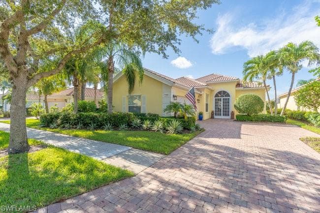 7930 Valentina CT NAPLES, FL 34114