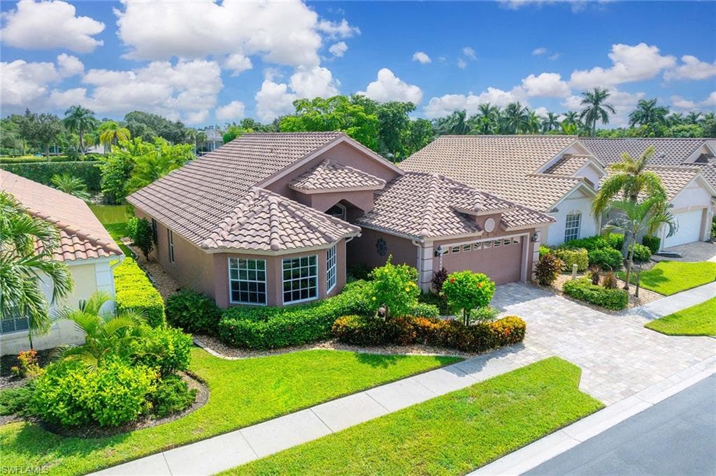 8460 Indian Wells WAY NAPLES, FL 34113