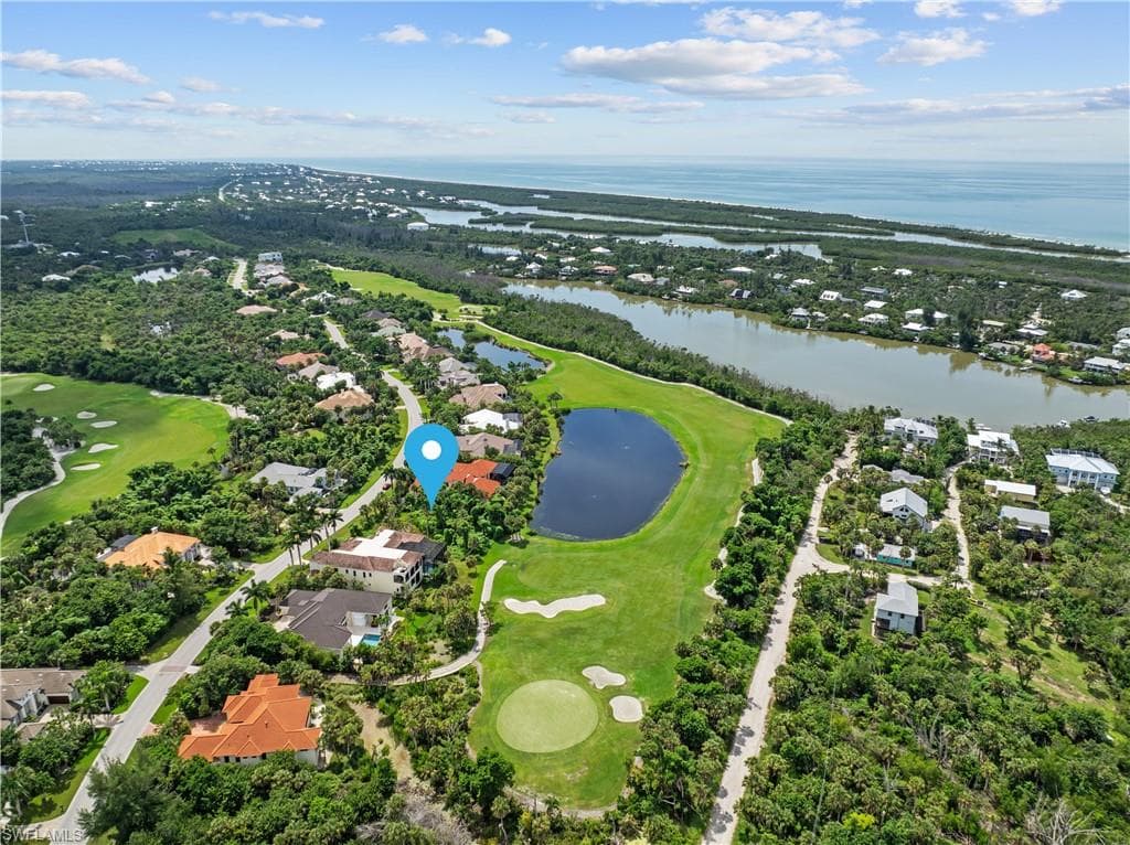 2453 Wulfert RD SANIBEL, FL 33957