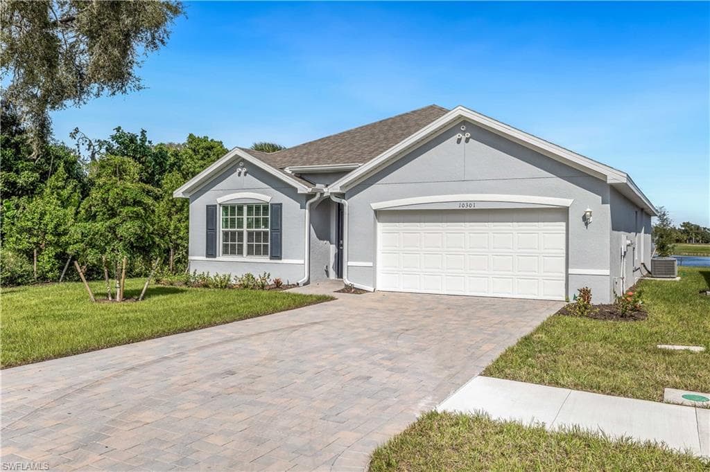 10301 MEANDERING RIVER WAY FORT MYERS, FL 33905