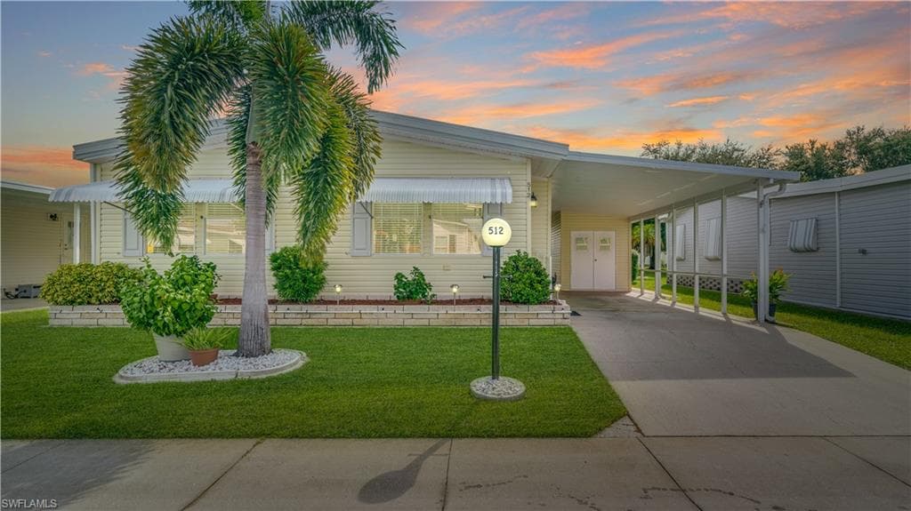 512 Horizon DR NORTH FORT MYERS, FL 33903