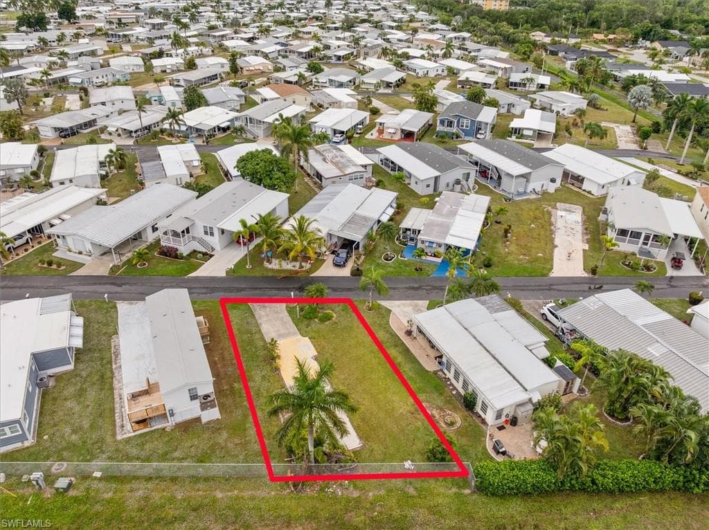158 Adrienne DR FORT MYERS, FL 33908