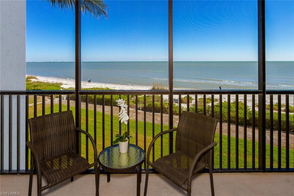1501 Middle Gulf DR A303 SANIBEL, FL 33957