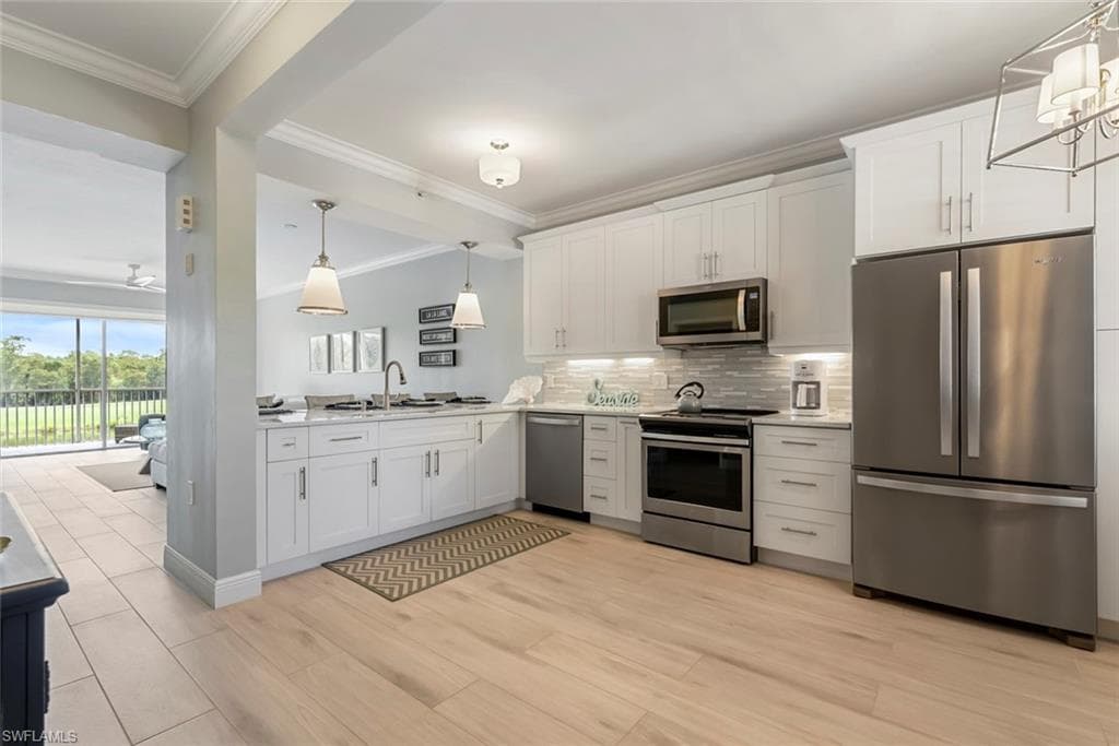 3780 Sawgrass WAY 3325 NAPLES, FL 34112