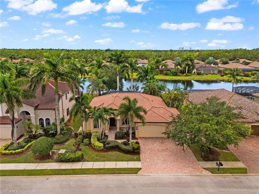 3828 Ruby WAY NAPLES, FL 34114