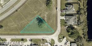2425 SW 5th TER CAPE CORAL, FL 33991