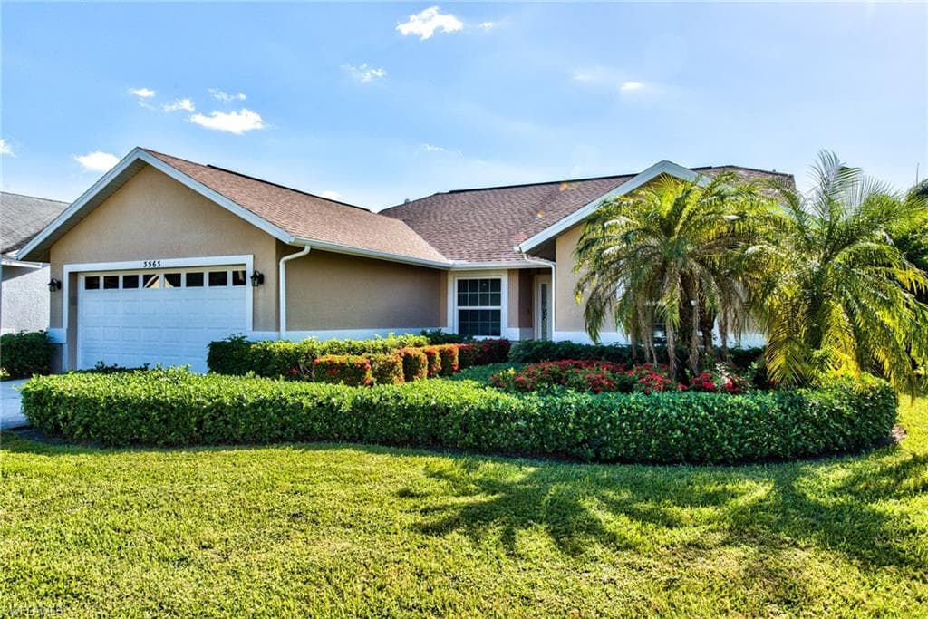 3563 Kent DR NAPLES, FL 34112