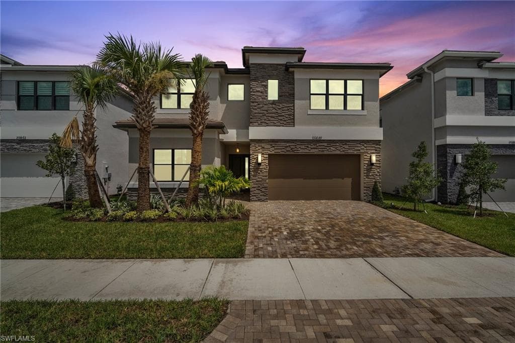 20849 Thistle Leaf LN ESTERO, FL 33928