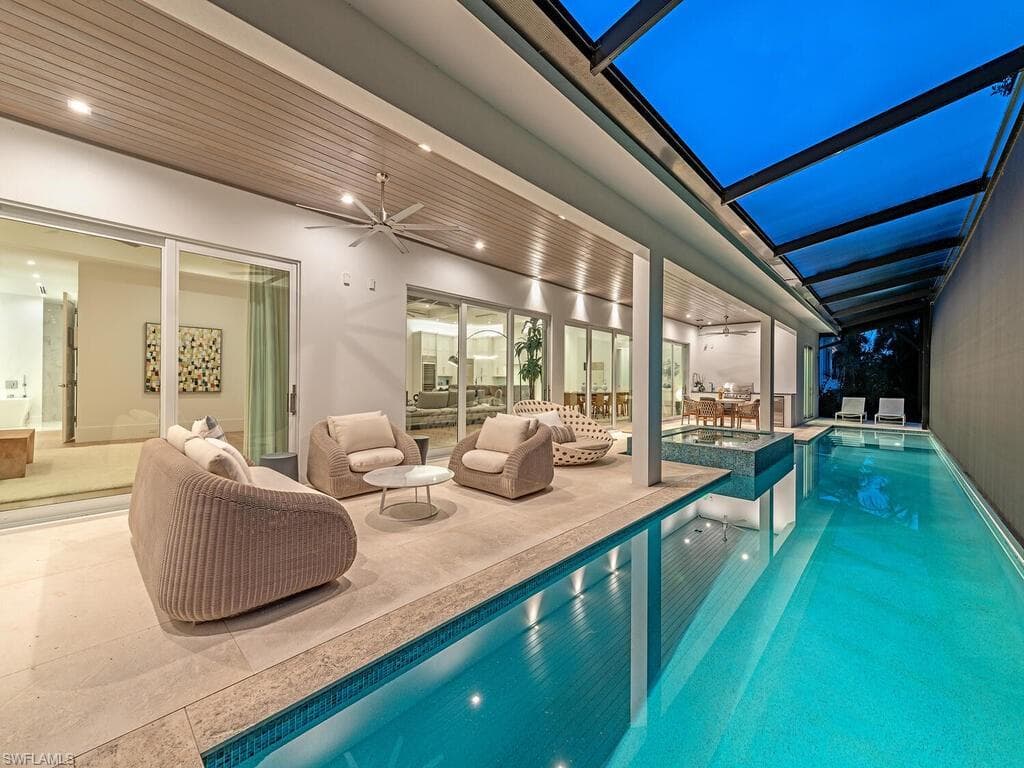 4234 Crayton RD NAPLES, FL 34103