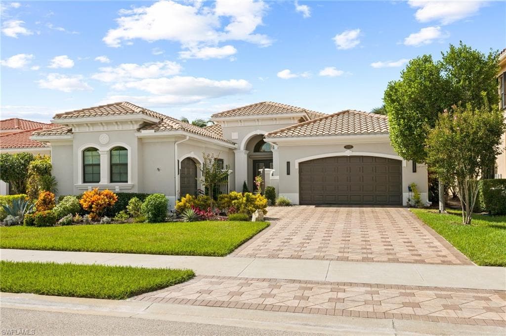 3215 Atlantic CIR NAPLES, FL 34119