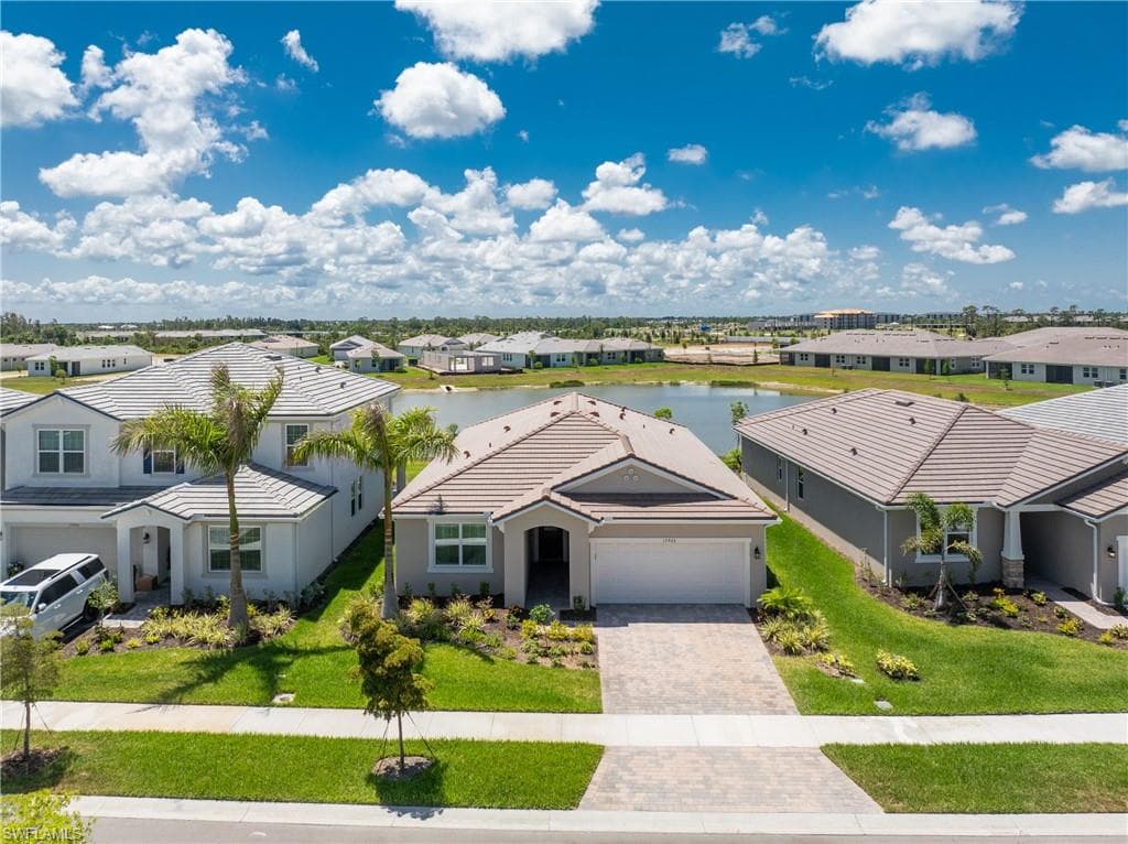 17926 Grand Prosperity DR VENICE, FL 34293