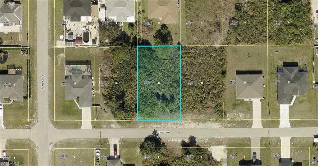 2924 5th ST SW LEHIGH ACRES, FL 33976