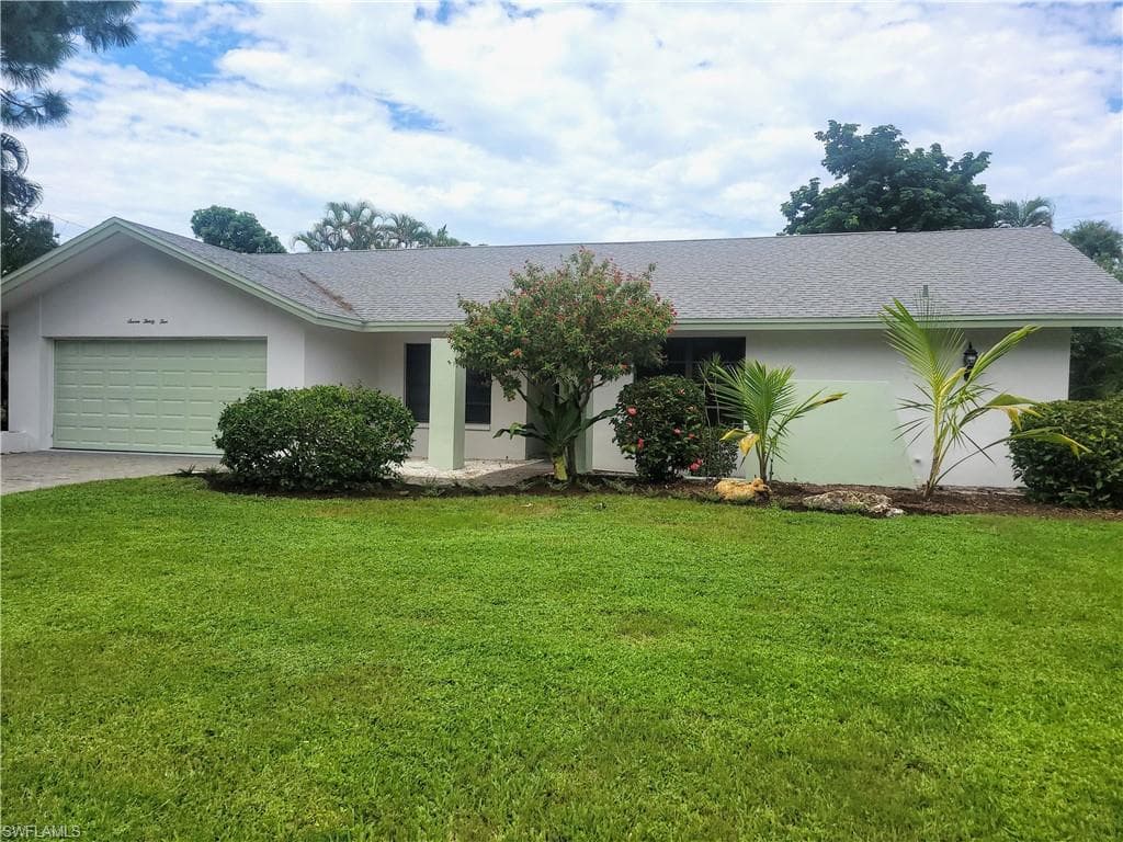 735 High Pines DR NAPLES, FL 34103