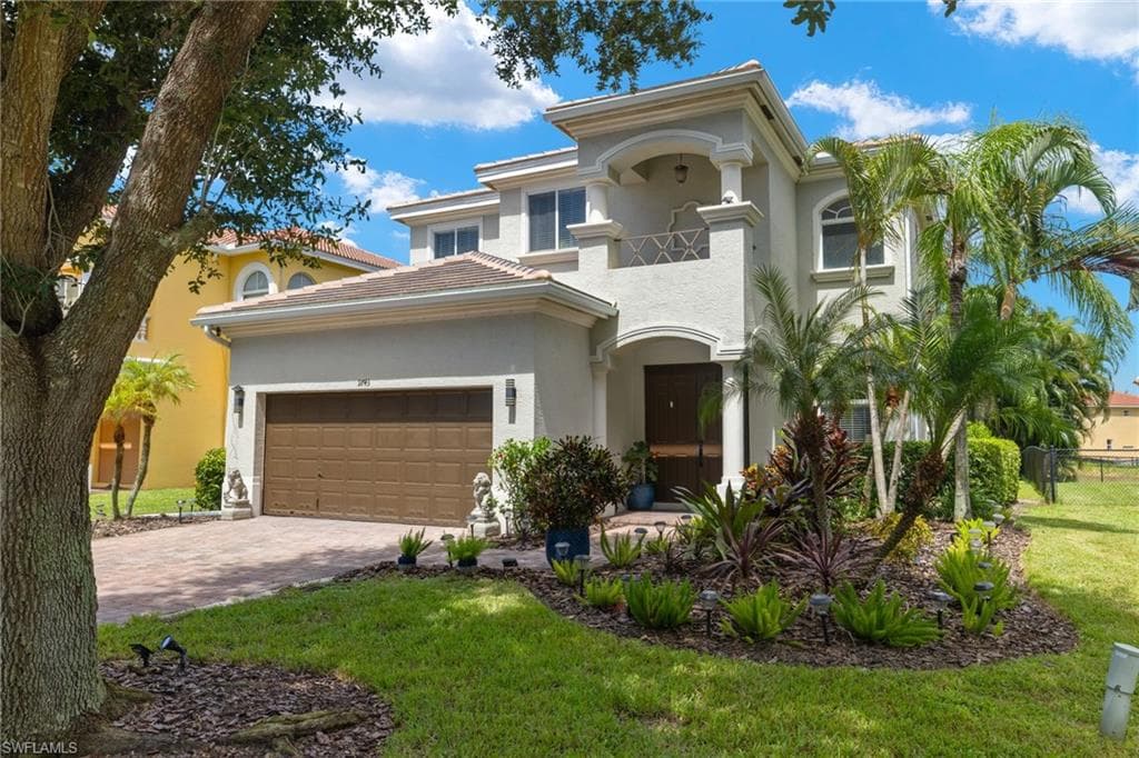 9743 Silvercreek CT ESTERO, FL 33928