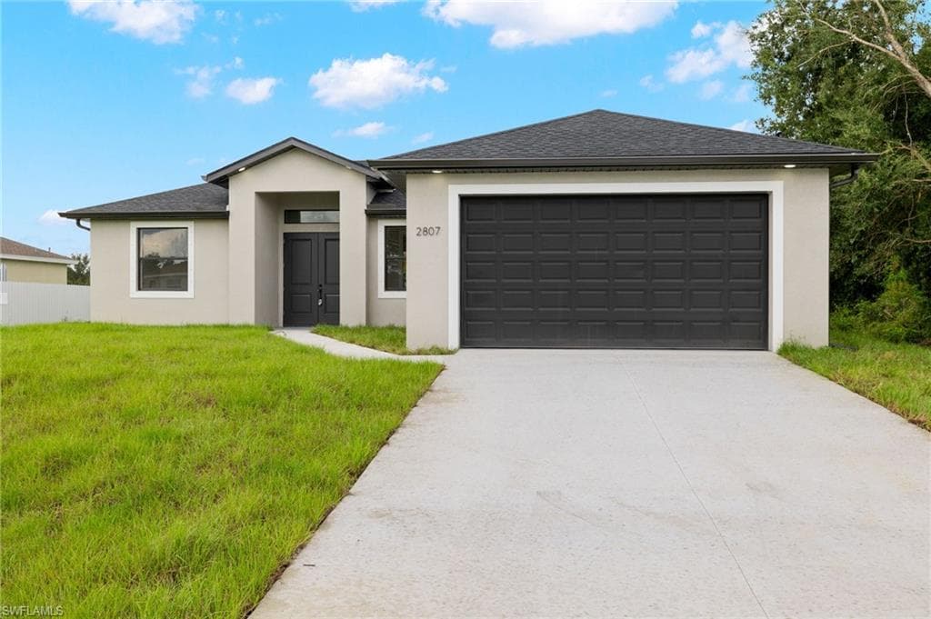 2807 48th ST SW LEHIGH ACRES, FL 33976