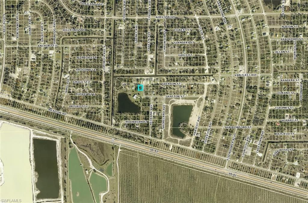 924 Gleason ST LEHIGH ACRES, FL 33974