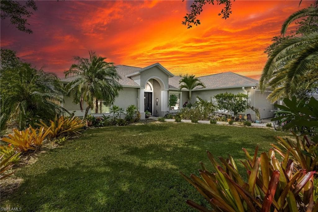 516 4th ST CAPE CORAL, FL 33993