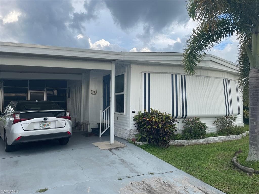 230 Tangerine DR FORT MYERS, FL 33905
