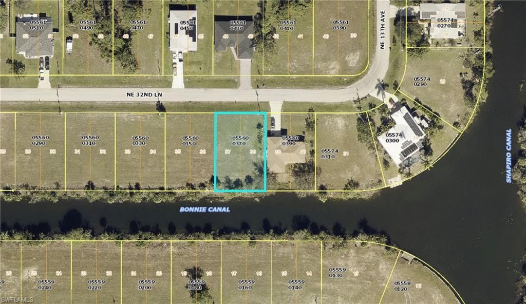 1120 NE 32nd LN CAPE CORAL, FL 33909