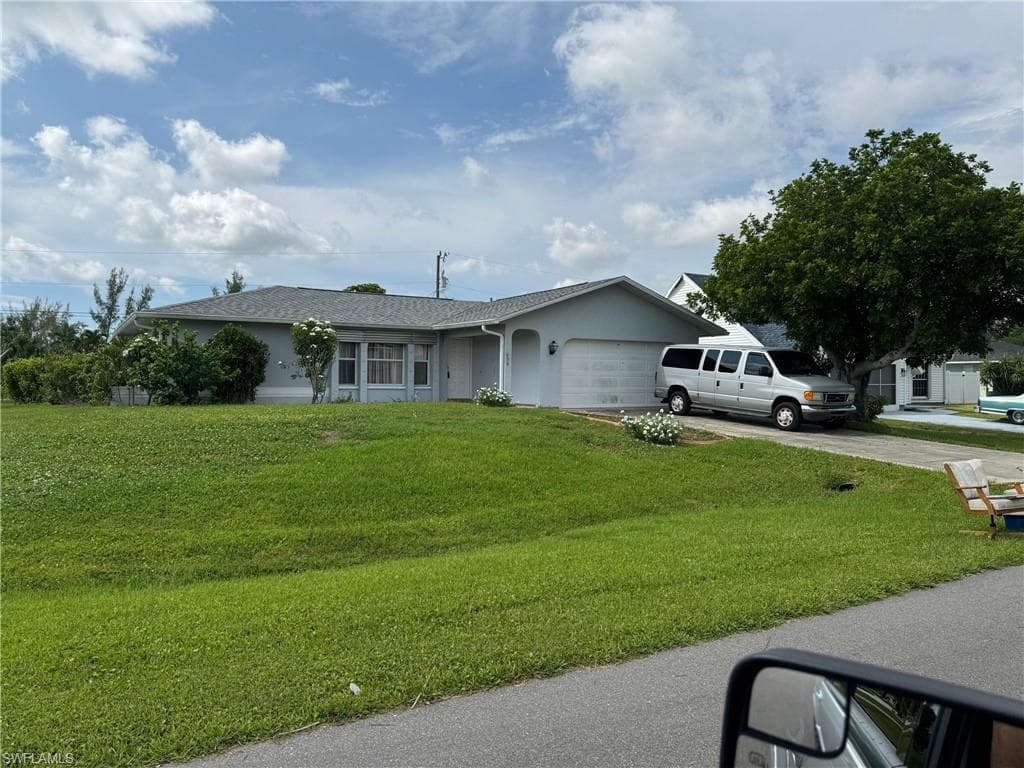 430 SE 21st ST CAPE CORAL, FL 33990