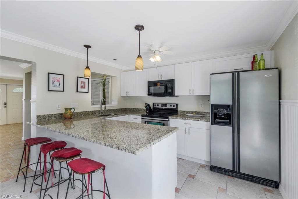4807 Triton CT W CAPE CORAL, FL 33904