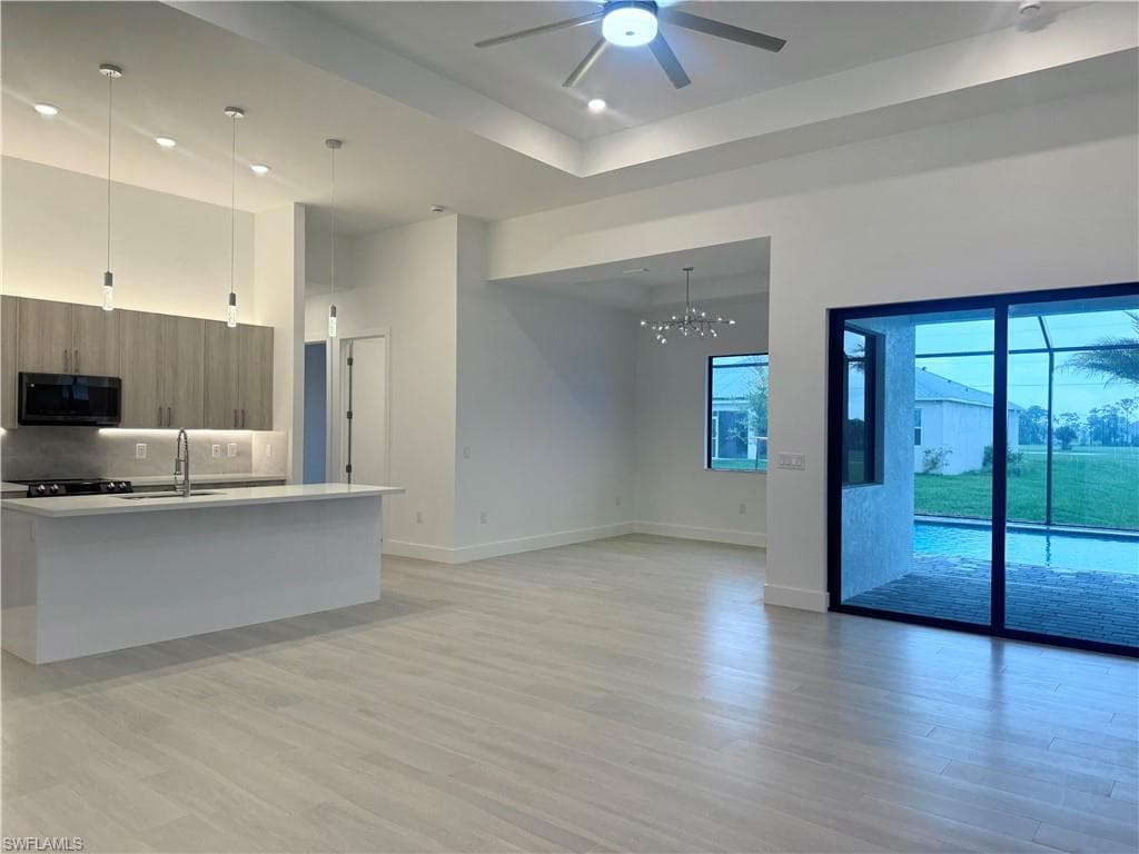 3431 Gulfstream PKWY CAPE CORAL, FL 33993