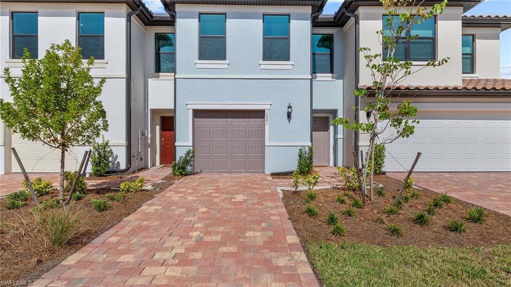 1551 Lake Jessup CIR CAPE CORAL, FL 33909