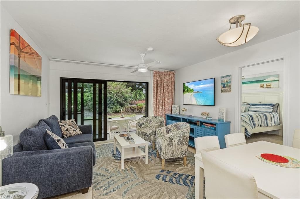 600 Neapolitan WAY 132 NAPLES, FL 34103